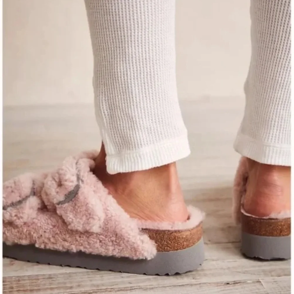 Birkenstocks Papillio Arizona Teddy Shearling Crystal Rose Pink Sandals 36EU